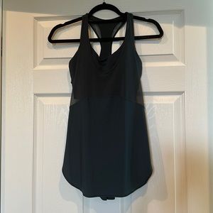 Lululemon top and bra connected- dark blue size 4
